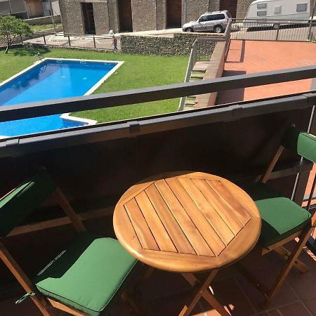Apartament Neret I Sort Luaran gambar