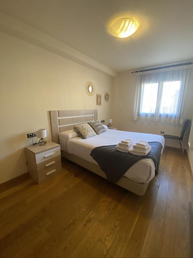 Apartament Neret I Sort Luaran gambar