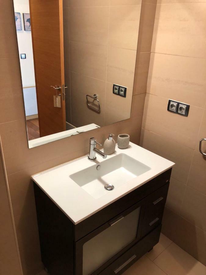 Apartament Neret I Sort Luaran gambar