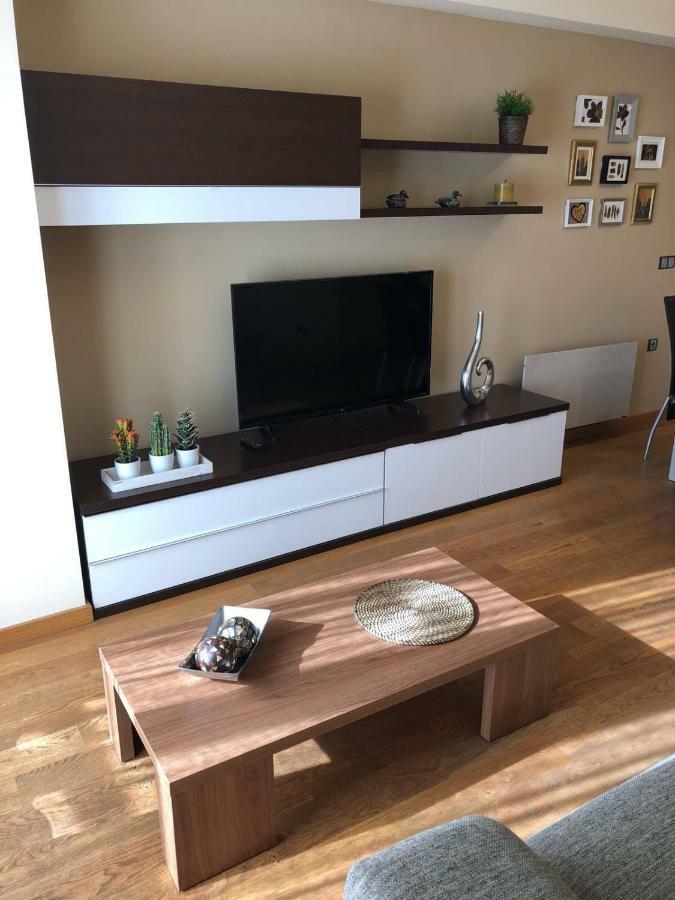 Apartament Neret I Sort Luaran gambar