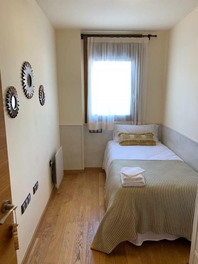 Apartament Neret I Sort Luaran gambar